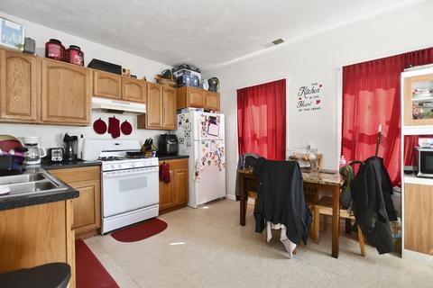 8 Lund St, Worcester, MA 01607 photo 15