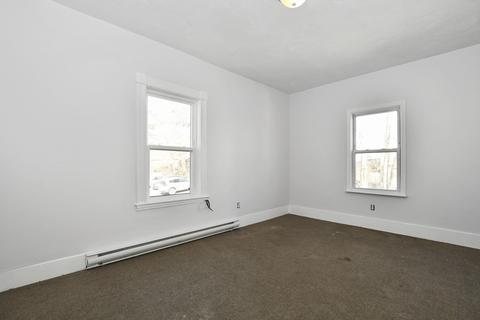 8 Lund St, Worcester, MA 01607 photo 10