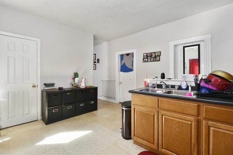 8 Lund St, Worcester, MA 01607 photo 16
