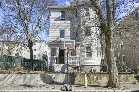 8 Lund St, Worcester, MA 01607 photo 1