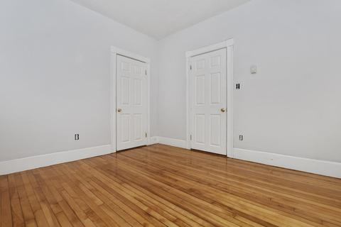 8 Lund St, Worcester, MA 01607 photo 9