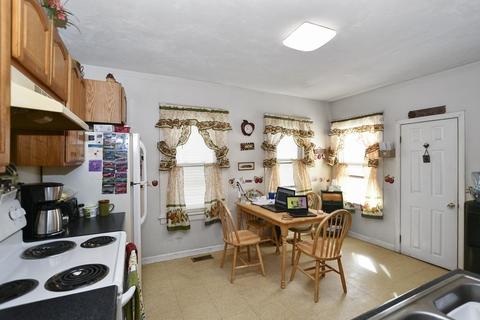 8 Lund St, Worcester, MA 01607 photo 23