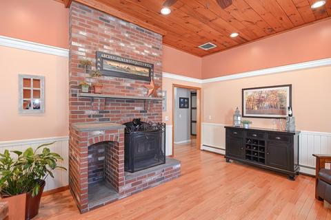 143 South St, Upton, MA 01568 photo 18