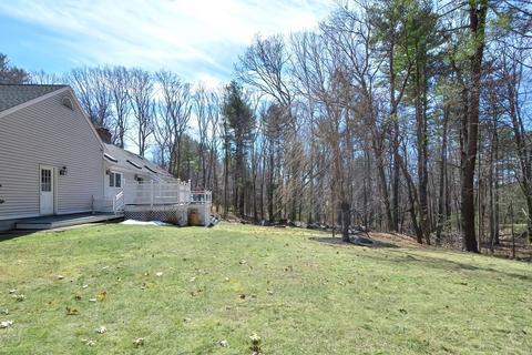 143 South St, Upton, MA 01568 photo 4