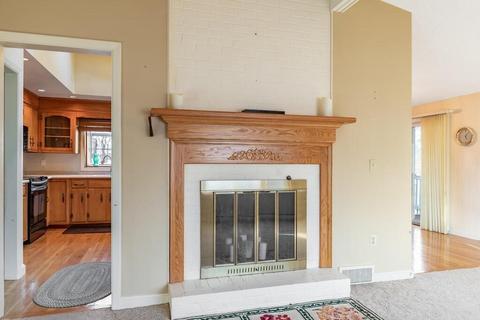 2 Darrell Dr, Randolph, MA 02368 photo 8