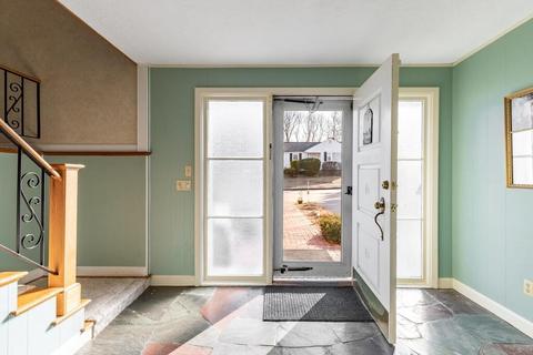 2 Darrell Dr, Randolph, MA 02368 photo 6
