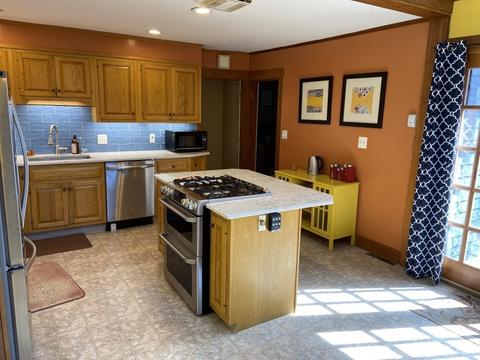 7 Haviland St, Worcester, MA 01602 photo 8