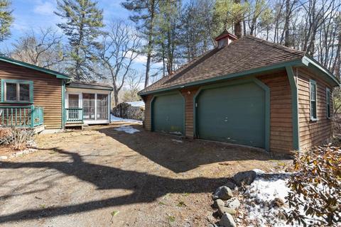 8 Circle St, Middleton, MA 01949 photo 3