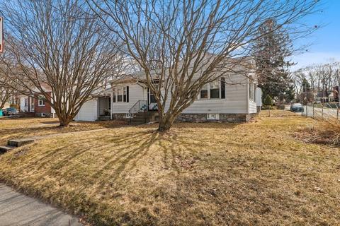 23 Morris St, Webster, MA 01570 photo 2