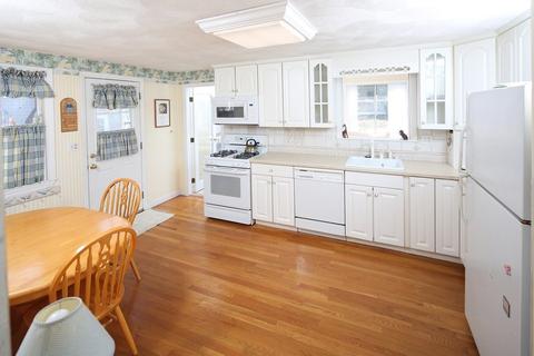 14 Harborview Dr, Hingham, MA 02043 photo 9