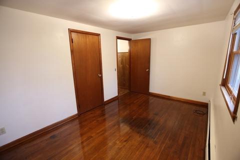 16 Nancy Dr, Webster, MA 01570 photo 13