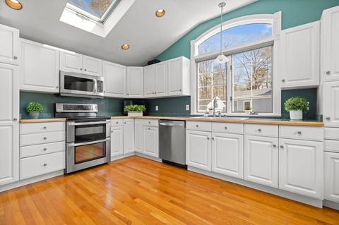 95 Whitcomb Ave, Hingham, MA 02043 photo 3