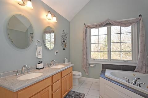 319 W Sutton Rd, Sutton, MA 01590 photo 23