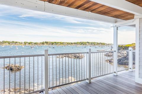 147 Front St #6, Marblehead, MA 01945 photo 1