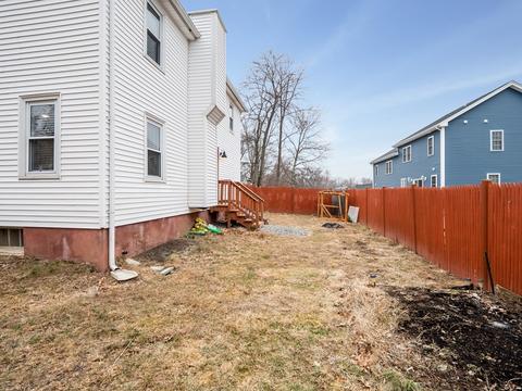 45 Crawford St, Worcester, MA 01604 photo 31