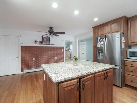 45 Crawford St, Worcester, MA 01604 photo 5