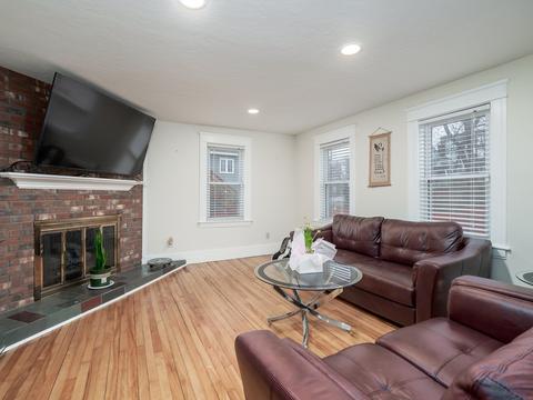 45 Crawford St, Worcester, MA 01604 photo 11
