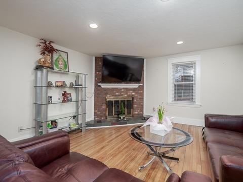 45 Crawford St, Worcester, MA 01604 photo 10
