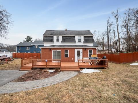 45 Crawford St, Worcester, MA 01604 photo 1