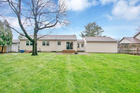 25 Wells Ave, Springfield, MA 01119 photo 9