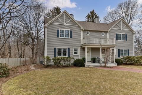 925 Main St #8, Cotuit, MA 02635 photo 1