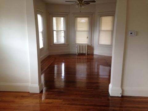 65 Phoenix Ter, Springfield, MA 01104 photo 5