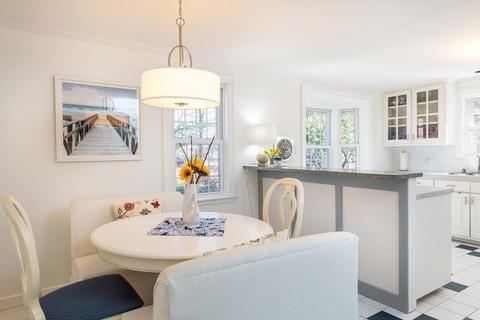 5 Great Plain Ave, Wellesley, MA 02482 photo 5