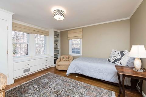 5 Great Plain Ave, Wellesley, MA 02482 photo 9