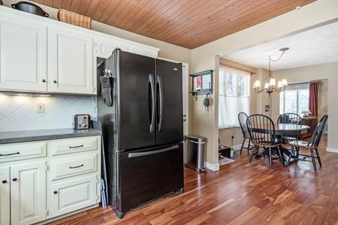 137 Chestnut St, Upton, MA 01568 photo 12