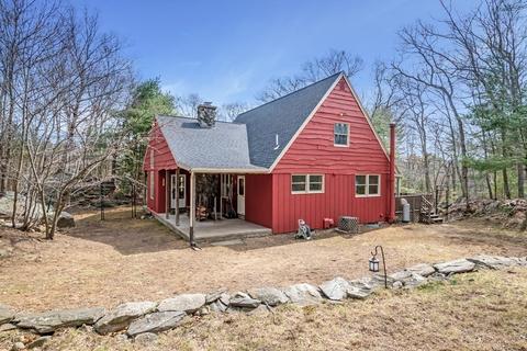 137 Chestnut St, Upton, MA 01568 photo 32