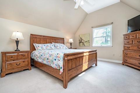 137 Chestnut St, Upton, MA 01568 photo 22