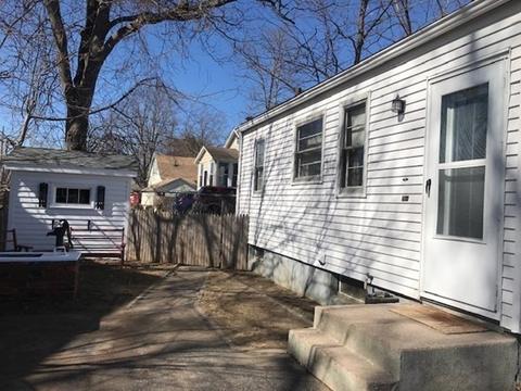 28 Mcbride St, Springfield, MA 01104 photo 2
