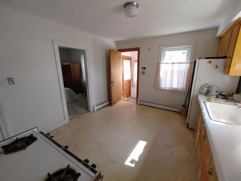 275 Dickinson, Fall River, MA 02721 photo 13