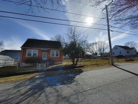 275 Dickinson, Fall River, MA 02721 photo 2