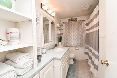 82 Chilson St, Springfield, MA 01118 photo 15