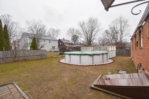 82 Chilson St, Springfield, MA 01118 photo 30