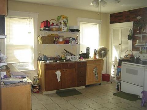 96 Stanton St, Worcester, MA 01605 photo 3