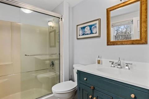 470 Sea St #2A, Hyannis, MA 02601 photo 16