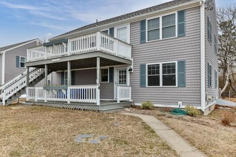 470 Sea St #2A, Hyannis, MA 02601 photo 2