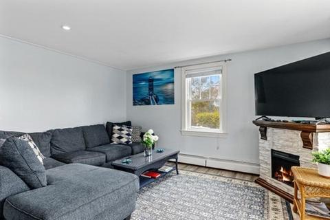 470 Sea St #2A, Hyannis, MA 02601 photo 5
