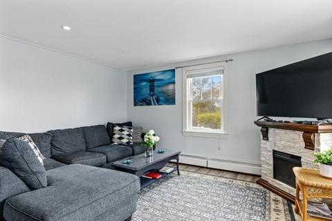 470 Sea St #2A, Hyannis, MA 02601 photo 4