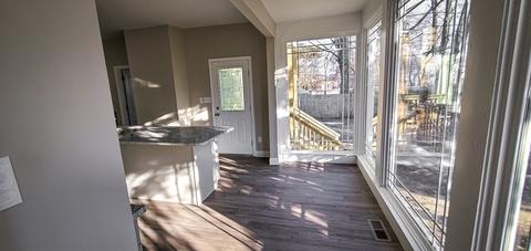 67 Saint James Ave, Springfield, MA 01109 photo 12