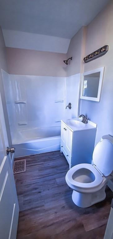 67 Saint James Ave, Springfield, MA 01109 photo 32