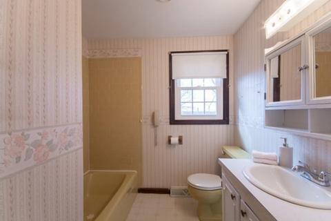 320 Quincy St, Fall River, MA 02720 photo 12