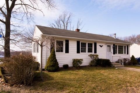320 Quincy St, Fall River, MA 02720 photo 1