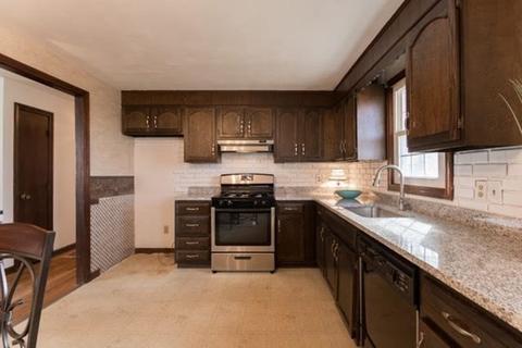 320 Quincy St, Fall River, MA 02720 photo 7