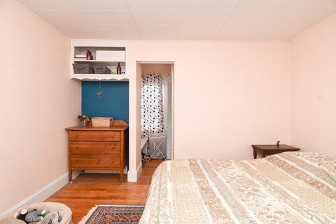 16 Harkness, Springfield, MA 01118 photo 32