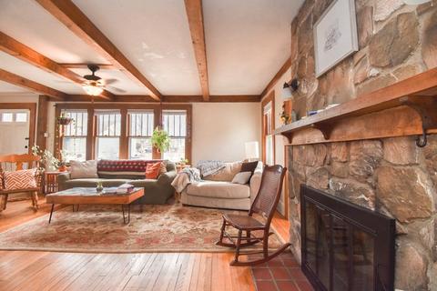 16 Harkness, Springfield, MA 01118 photo 9