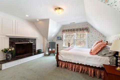 34 Wilson Ln, Needham, MA 02492 photo 24