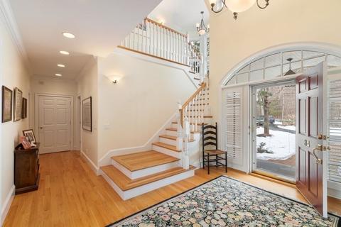 34 Wilson Ln, Needham, MA 02492 photo 5